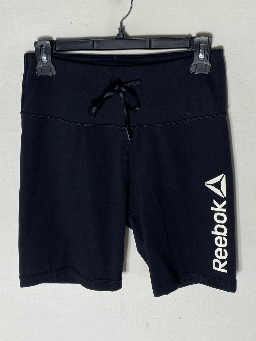 Reebok Black Athletic Yoga Shorts M Bike Shorts Activewear Fitness Workout